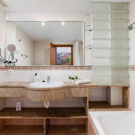Yourhouse Blau Blue 1 2, Sea View Apartment In Mallorca North Can Picafort (Mallorca)