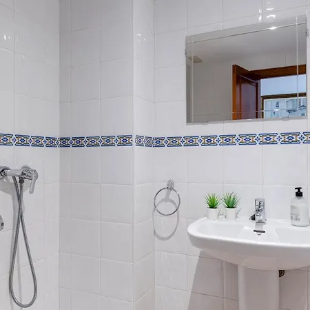 Yourhouse Blau Blue 1 2 Appartement *
